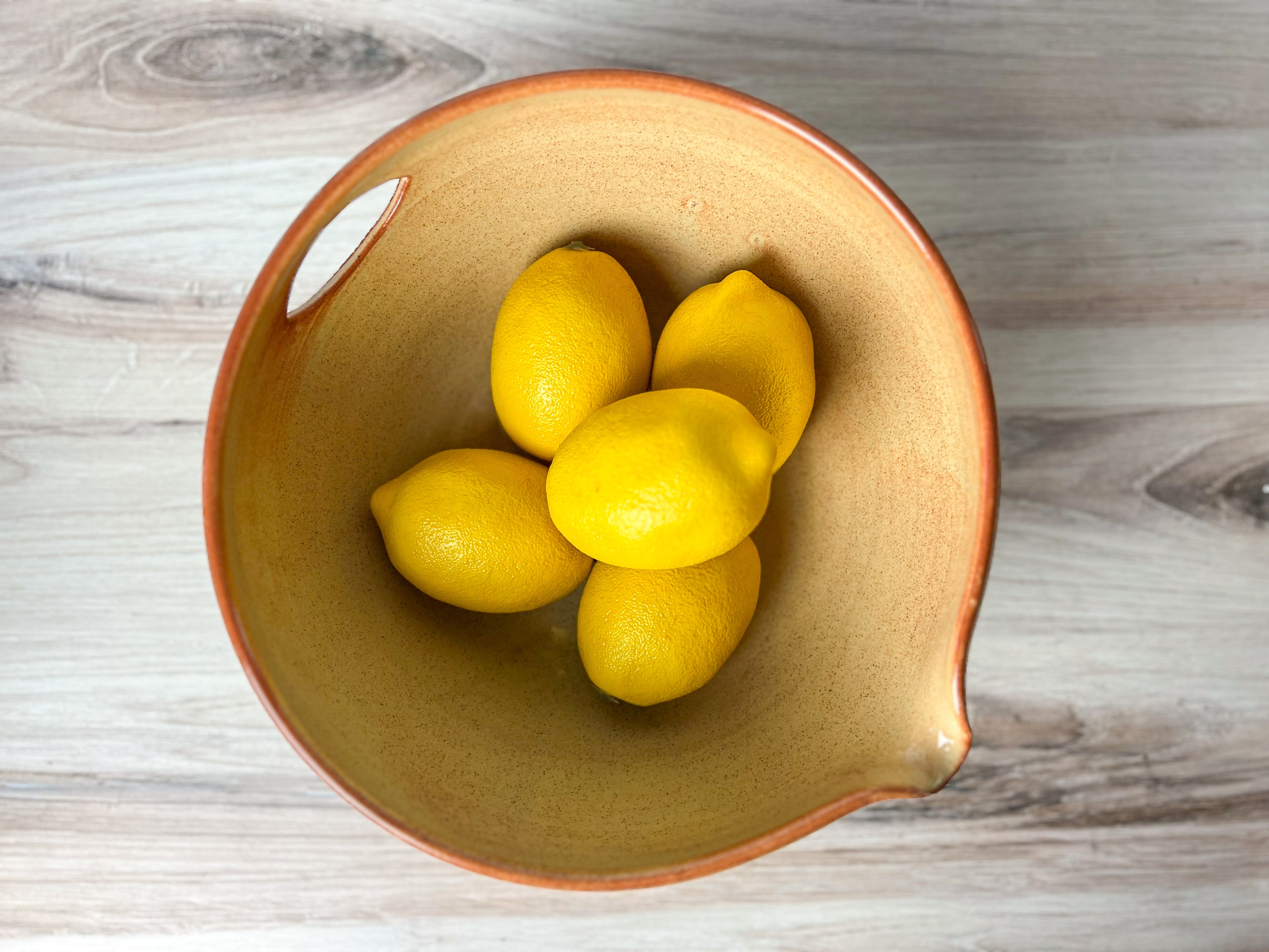 Biscuit Bowl